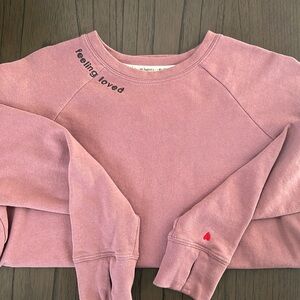 Love and Hearts mauve crewneck lightweight sweatshirt